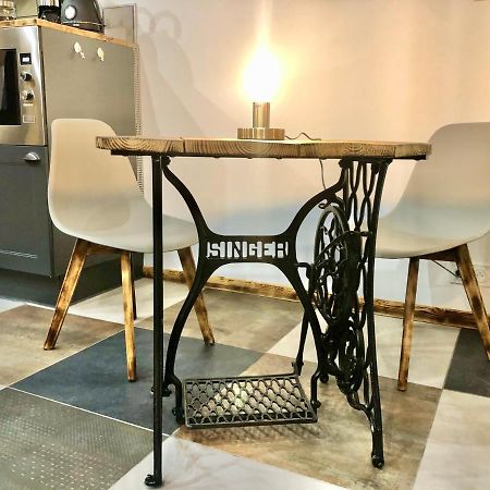 Studio Cocooning Spa, Lit Xxl, Cour Exterieure Le Puy-en-Velay المظهر الخارجي الصورة